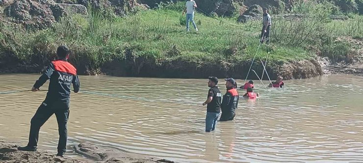 Siirt’te Kezer Çayı’nda kaybolan çocuk için arama çalışmaları başlatıldı