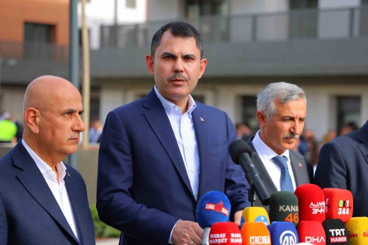 Bakan Kurum: "Bu yılın sonunda da tüm depremzedeler evlerine kavuşacak"