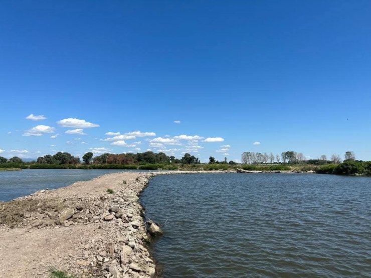 Meriç Nehri’ne deniz suyu karışmaması için set çekildi
