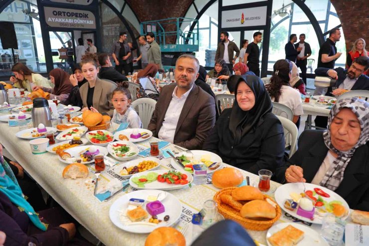 Başkan Görgel: "Sizler başı dik yüce gönüllü annelersiniz"