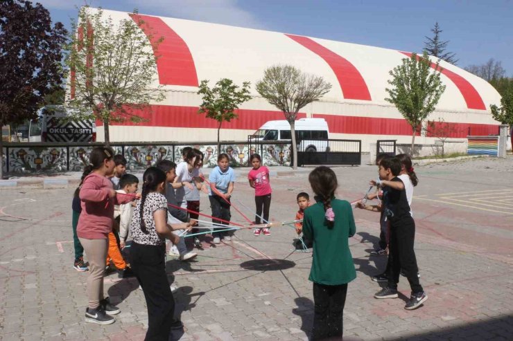 "Merkezim Her Yerde" projesiyle Davulga’da renkli etkinlik