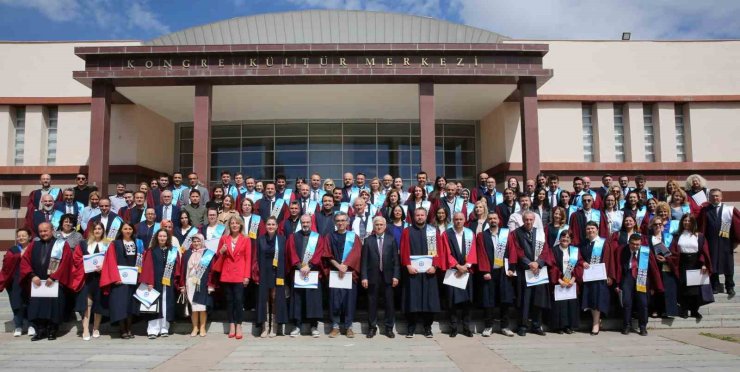 ESOGÜ, uluslararası bilimsel yayın çalışmaları yapan akademisyenlere teşekkür etti