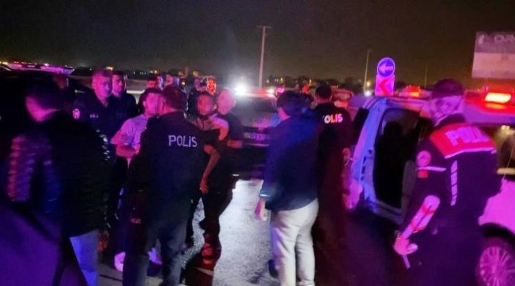 Taraftarların kavgası kanlı bitti: 6 yaralı, 13 gözaltı