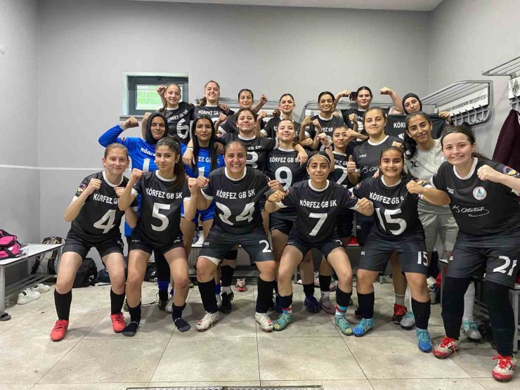 Körfez Kadın Futbol takımı çeyrek finalde