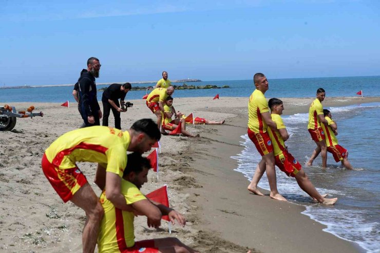 Cankurtaranlar zorlu eğitimle göreve hazırlanıyor