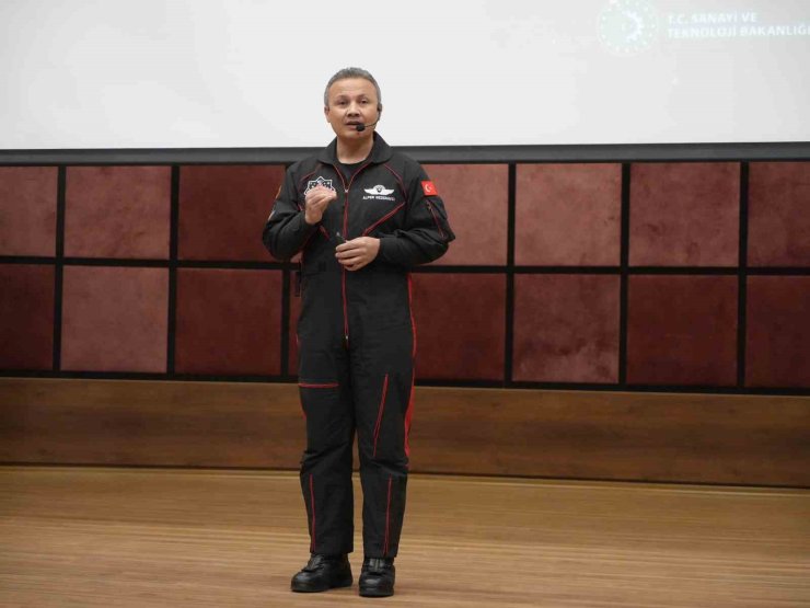 Astronot Alper Gezeravcı: "Uzay alanında ciddi çalışmaların altına imza atmış milletlerden biriyiz"