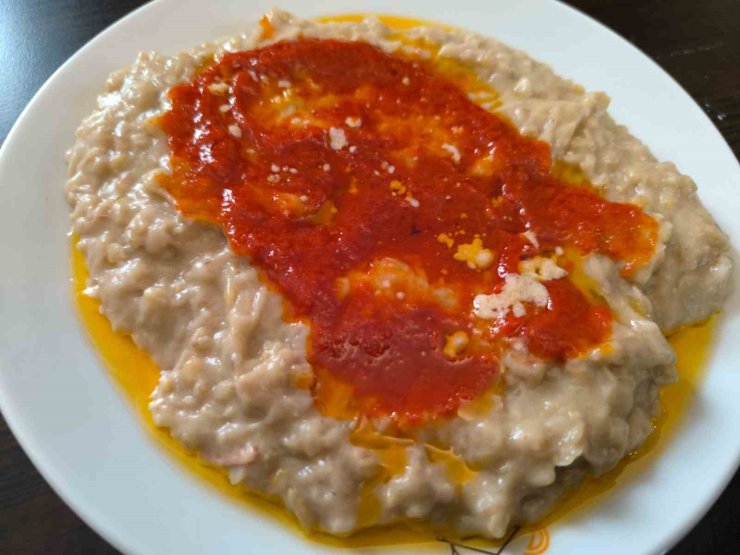 Damak çatlatan lezzeti ile ün salan Afyon keşkeğine ilgi artıyor