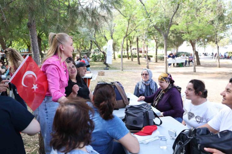 Merkezefendi Belediyesi özel bireyler için İzmir gezisi düzenledi