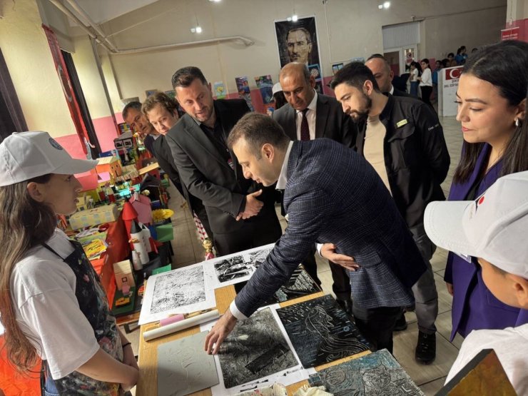 Şırnak’ın genç bilim insanları, projelerini sergiledi