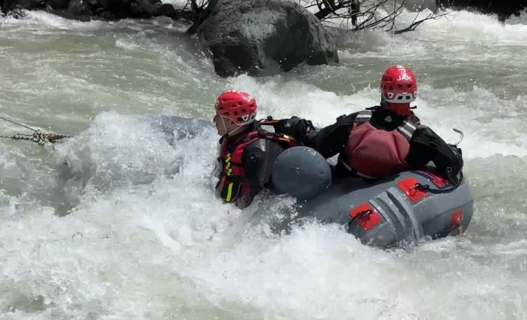 Yüksekova’da kaybolan İbrahim Kom’u arama çalışmaları devam ediyor