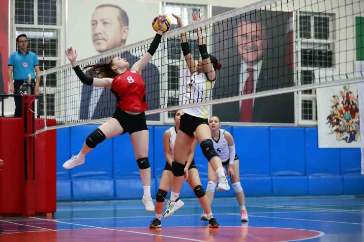 YurtLig voleybol Türkiye Şampiyonası Denizli’de başladı