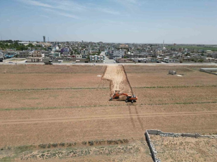 Akçakale’ye yeni yol hamlesi