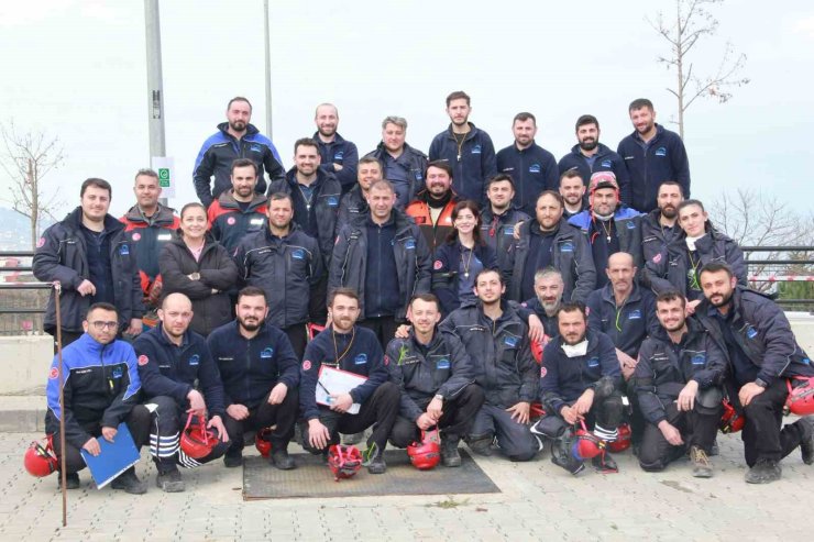 Çoruh EDAŞ Arama ve Kurtarma Ekibi AFAD Akreditasyon Belgesi aldı