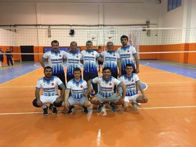 Sarıgöl’de Kaymakamlık Voleybol Kupası heyecanı başladı