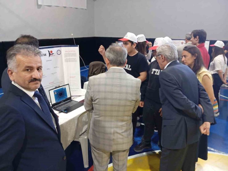 Turhan Tayan Anadolu Lisesi’nde Bilim Fuarı heyecanı