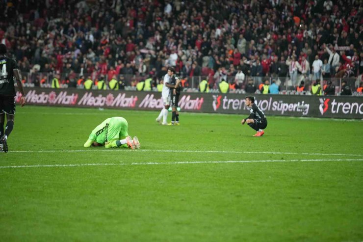Sivasspor’dan Süper Lig’e hüzünlü veda