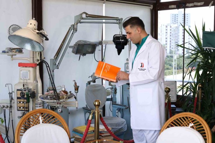 Prof. Dr. Özkan: "Dişiniz eksikse dikkat! Kulak çınlaması ya da vertigo sizi bekliyor olabilir"