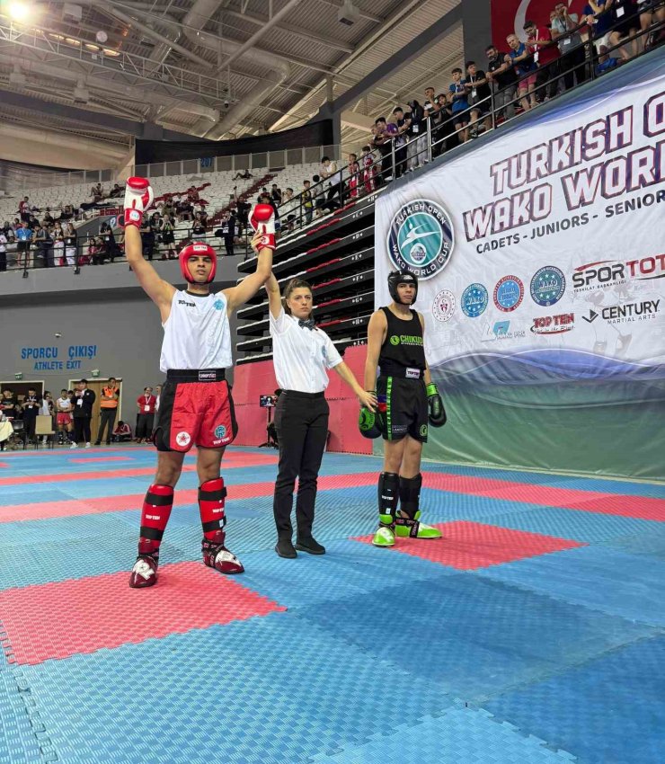 Mudanyalı genç sporcu dünya ikincisi oldu