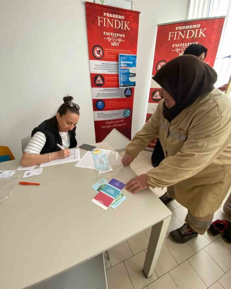 Fındık fabrikası çalışanların kilolarını ölçtüler