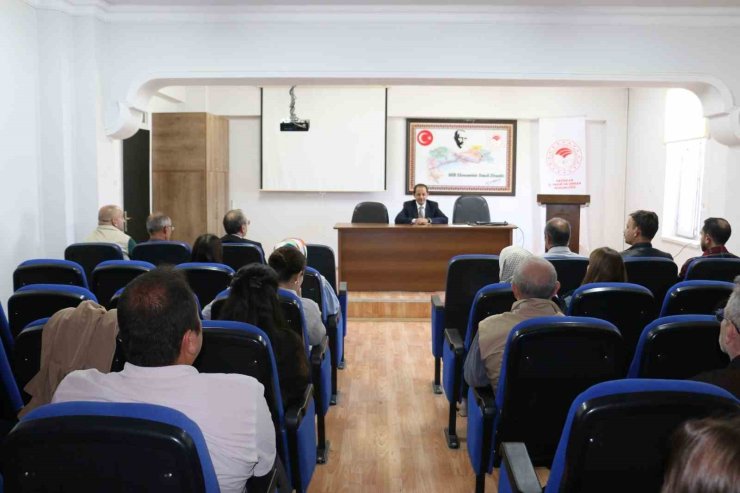 Erzincan’da gıda kontrol ekiplerine eğitim verildi