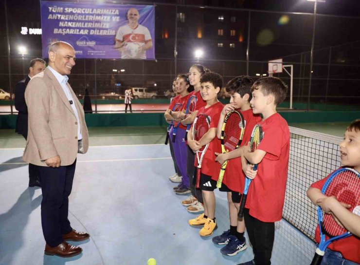 Körfez Kent Spor Kompleksi açıldı