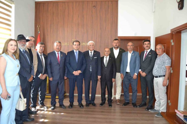 Türkiye Muhtarlar Federasyonu Genel Başkanı Salihli’de temaslarda bulundu