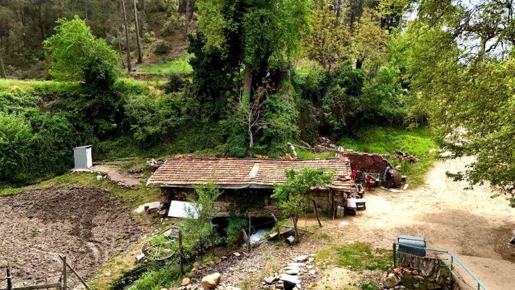 Menteşe’deki değirmen asırlardır yöre halkına hizmet veriyor