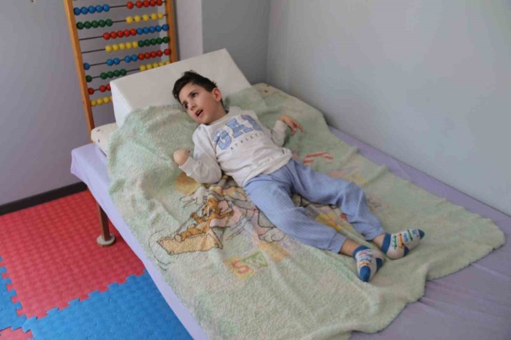 Milyonda bir görülen hastalık Eskişehirli çocuğunun hayatını kararttı