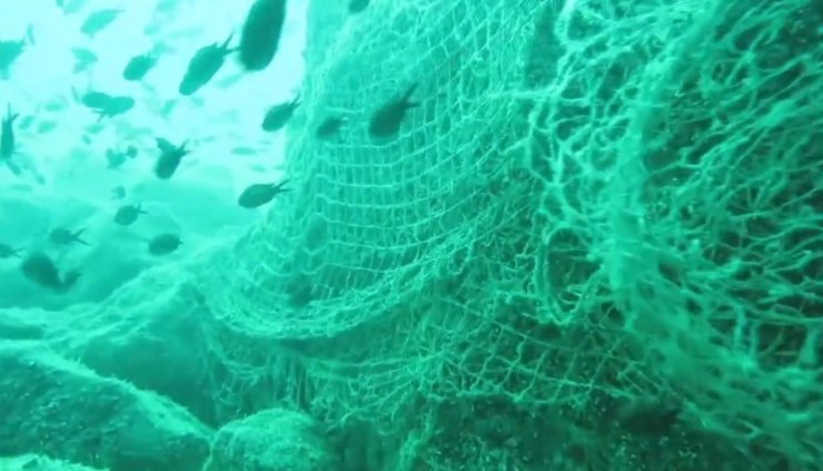 Karadeniz’in derinleri hayalet ağlarla dolu