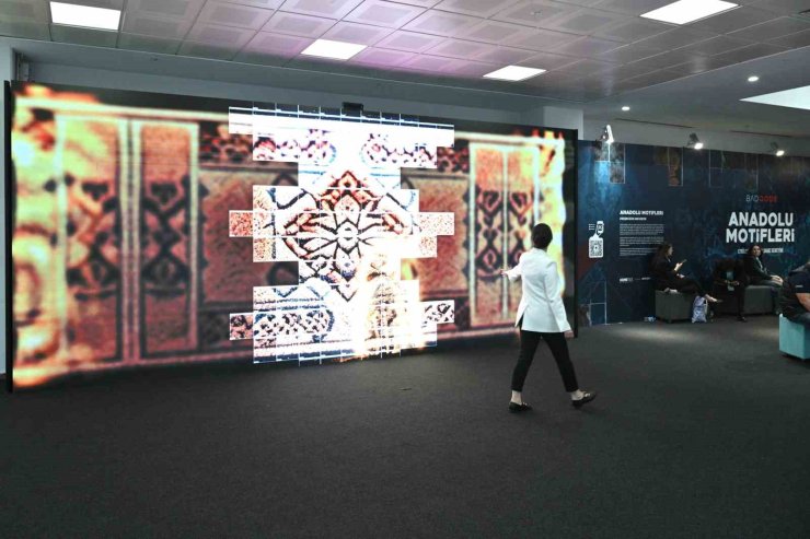 Anadolu motiflerini yapay zeka ile buluşturan sergi HOMETEX’te