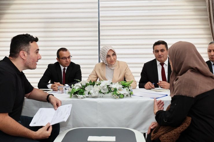 Vali Yiğitbaşı, Halk Günü Toplantısı’nda vatandaşları dinledi