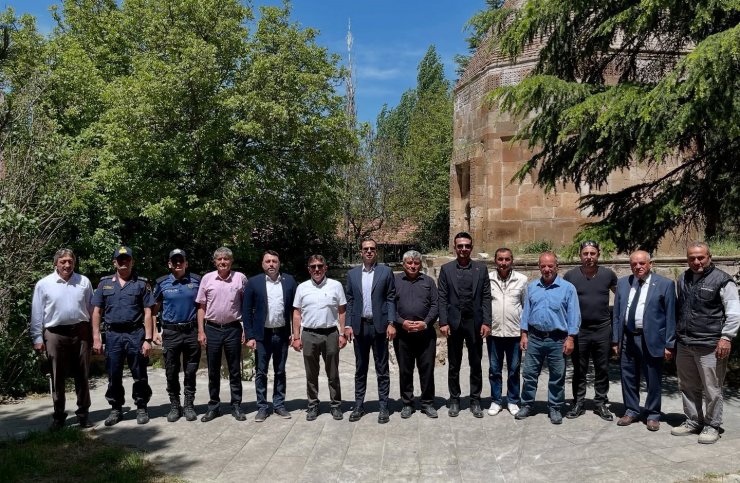 Sinanpaşa’da köylere yönelik yatırımlar masada