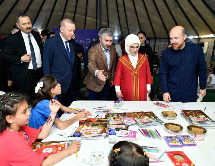 Bakan Yardımcısı Zafer Tarıkdaroğlu, Cumhurbaşkanı Erdoğan’a Etnospor Festivali’nde eşlik etti