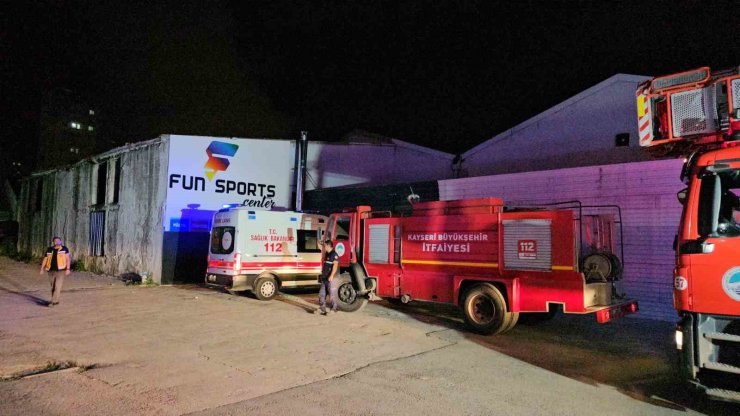 Kayseri’de mobilya fabrikasında yangın