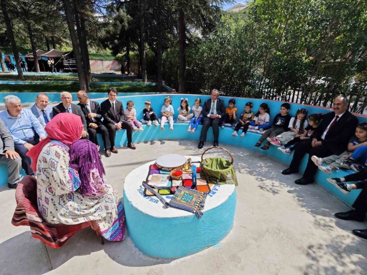 Bursa’da Türkiye’nin ilk ’Kültürel Miras Temalı Açık Hava Sınıfı’ açıldı