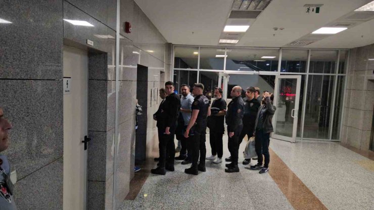 İBB’ye yönelik yolsuzluk soruşturmasında 25 şüpheli tutuklandı