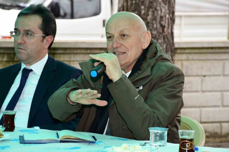 Kaymakam ve başkandan mahallede halkla çözüm buluşması