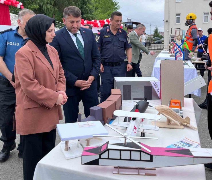 Ulubey’de bilim fuarı açıldı