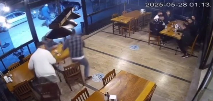 Bolu’da deprem anı kamerada