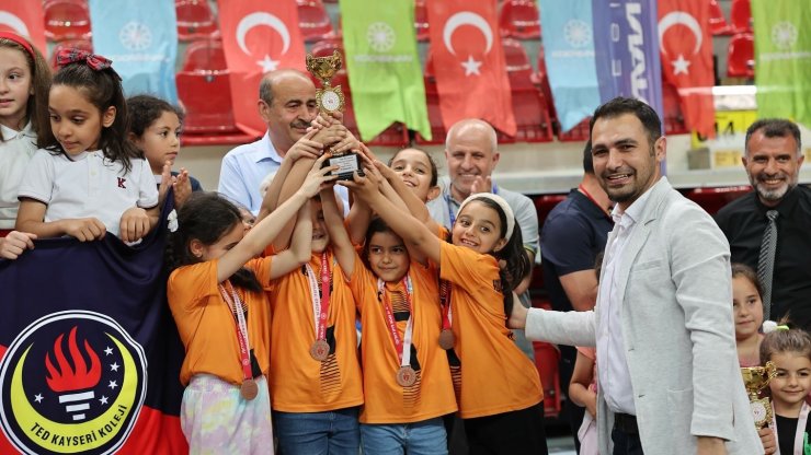 Başkan Çolakbayrakdar: "Kayseri’yi satrançta da marka şehir yapmak için çalışıyoruz"