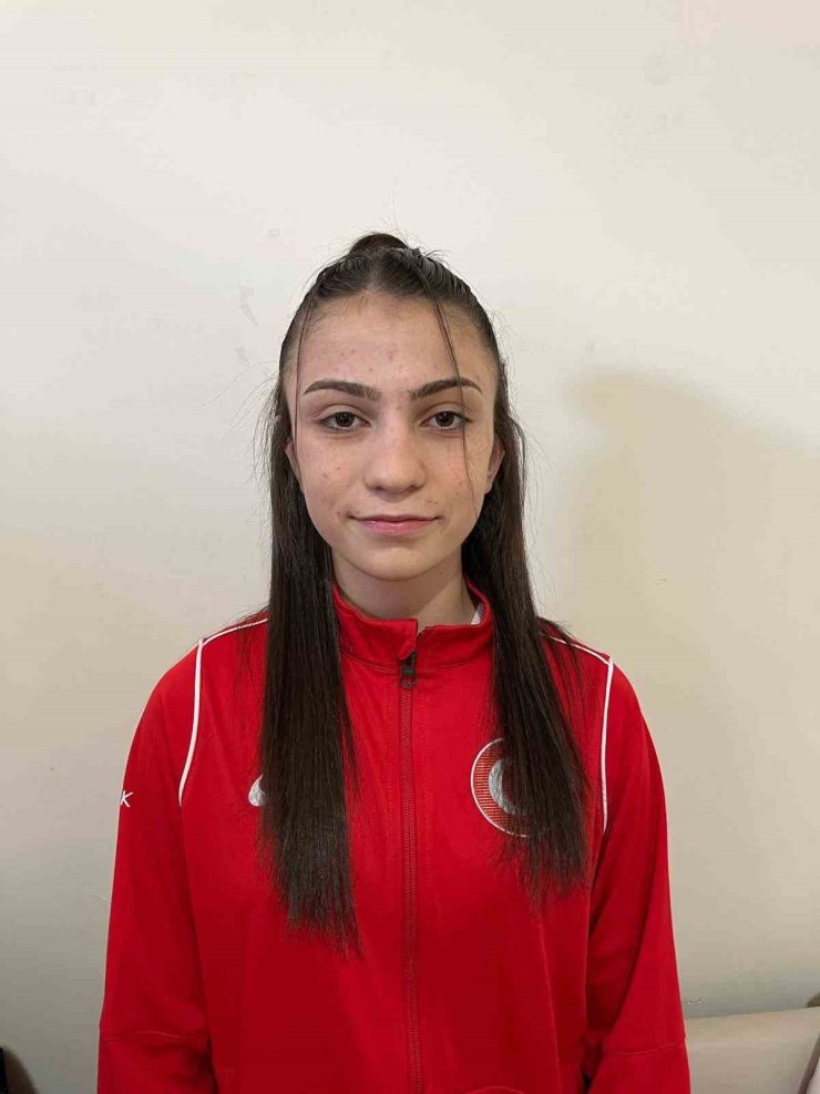 Afyonkarahisarlı genç güreşçiler Avrupa sahnesinde