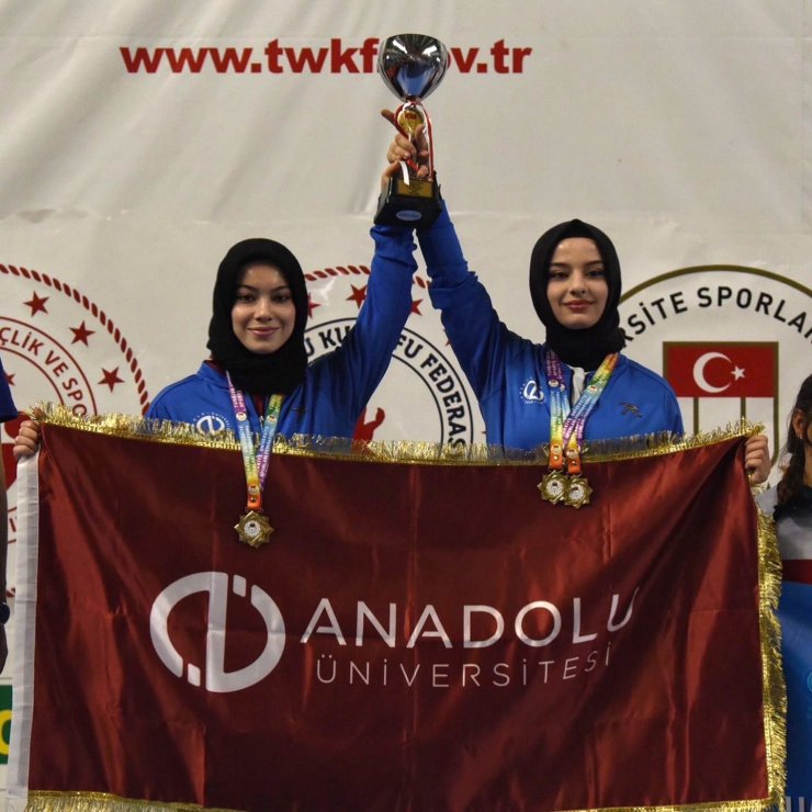 Anadolu Üniversitesi wushu sporcuları 4 altın madalya ile döndü