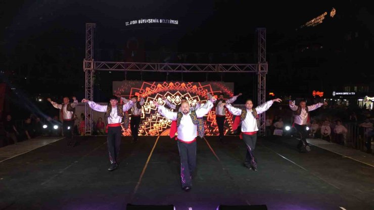 Büyükşehir’in öğrencileri gösterileriyle beğeni topladı