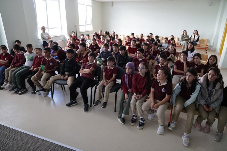 Kütahya Belediyesi’nden öğrencilere sıfır atık eğitimi