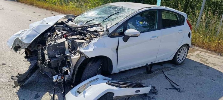 Çanakkale’de trafik kazası: 2 yaralı
