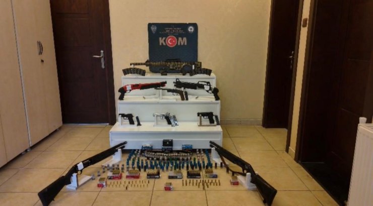 Osmaniye’de yasa dışı silah ticareti operasyonu: 2 tutuklama