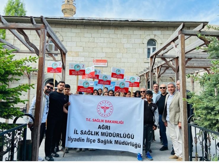 Diyadin’de "sağlık için hareket et" yürüyüşü düzenlendi