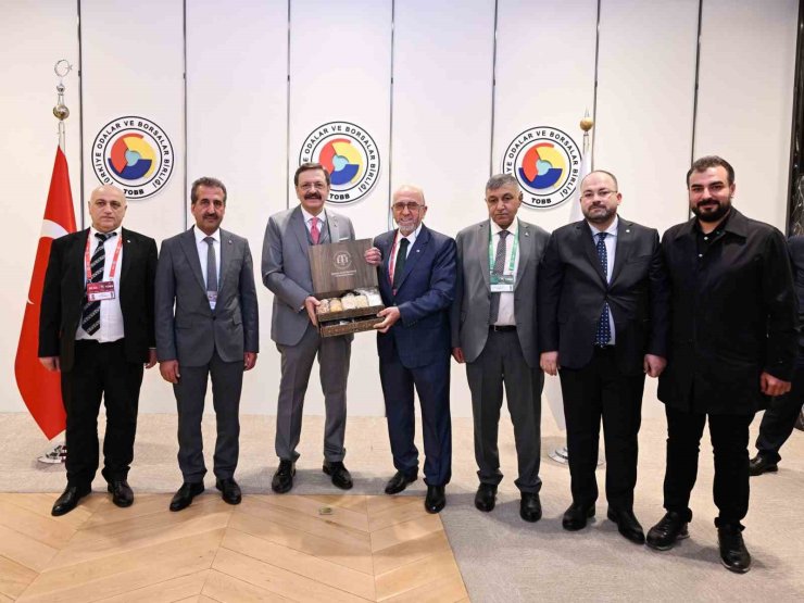Elazığ Ticaret Borsası yönetimi, TOBB 81’inci Genel Kuruluna katıldı