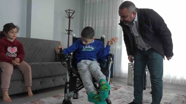 İyilik ailesinden Bitlis’e umut taşıyan ziyaret