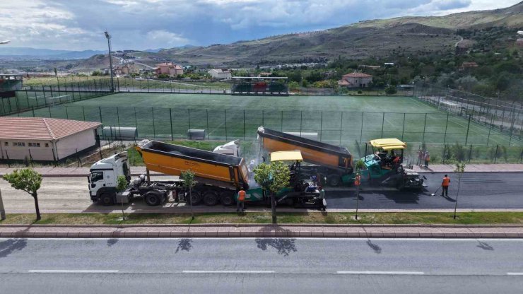 Büyükşehirin Erkilet’teki 36 milyon TL’lik yol yenileme çalışması başladı